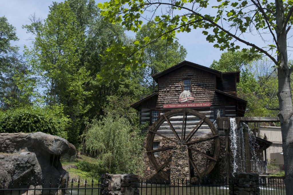 dollywood grist mill