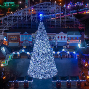 lake compounce holiday lights